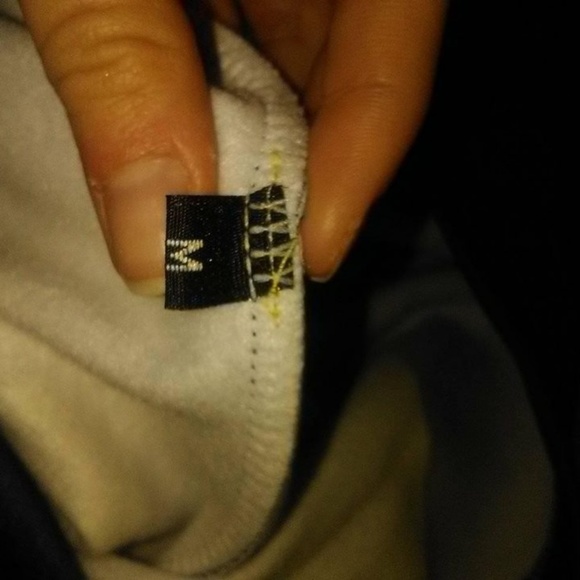 disney sweatshirt - Picture 4 of 4